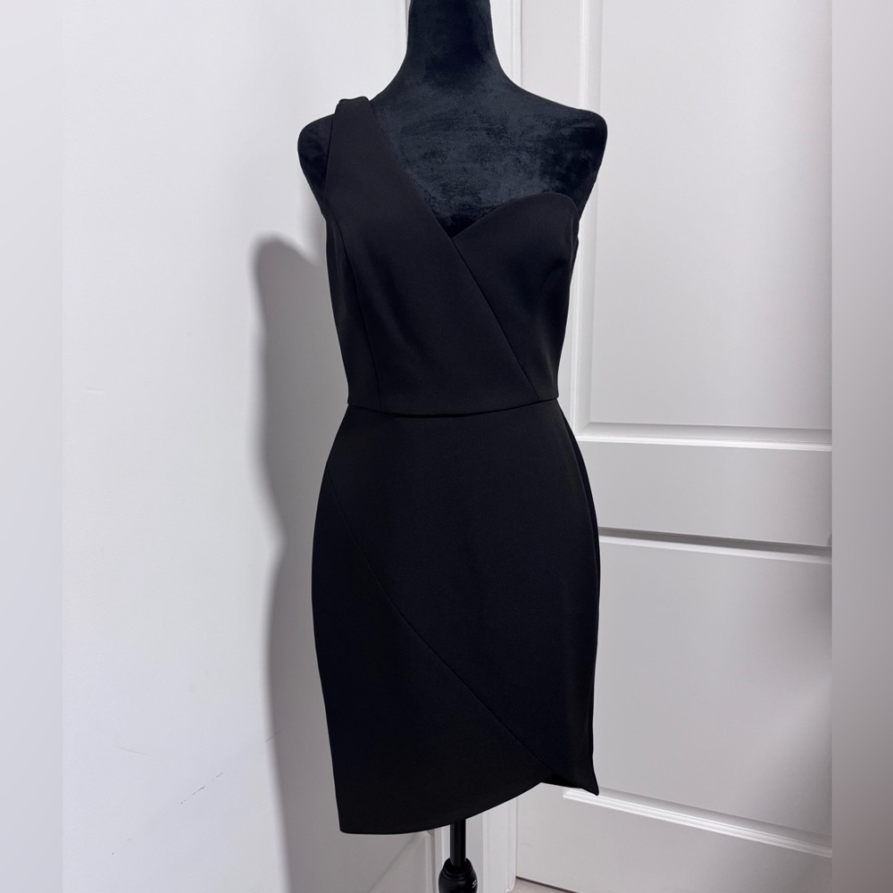 BCBG MAXAZRIA Little black dress- New with tags